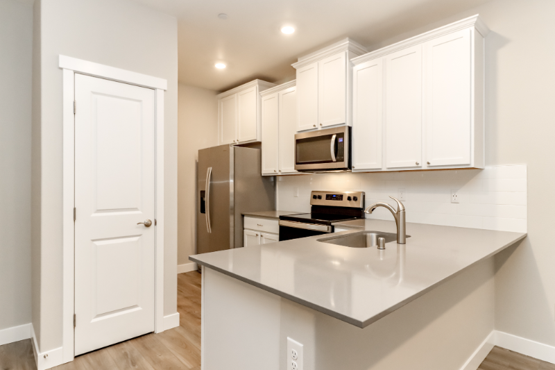 8319 E Gilman Ave - Photo 5 of 31