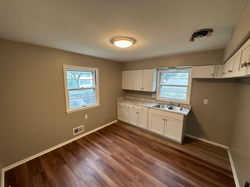 3701 W Florist Ave #3701 - Photo 3 of 6