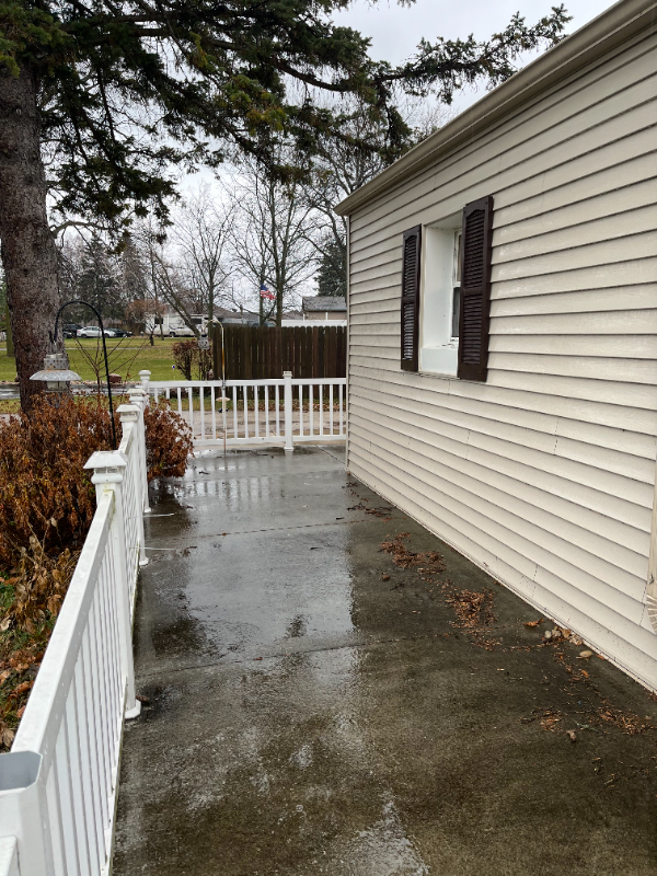 9775 S Chicago Rd - Photo 3 of 28