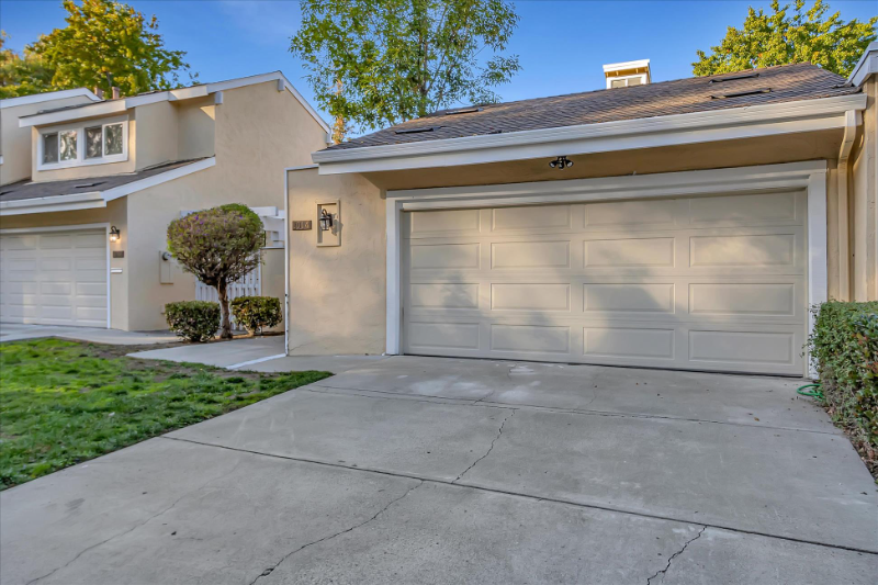 1014 Hyde Ave - Photo 3 of 50