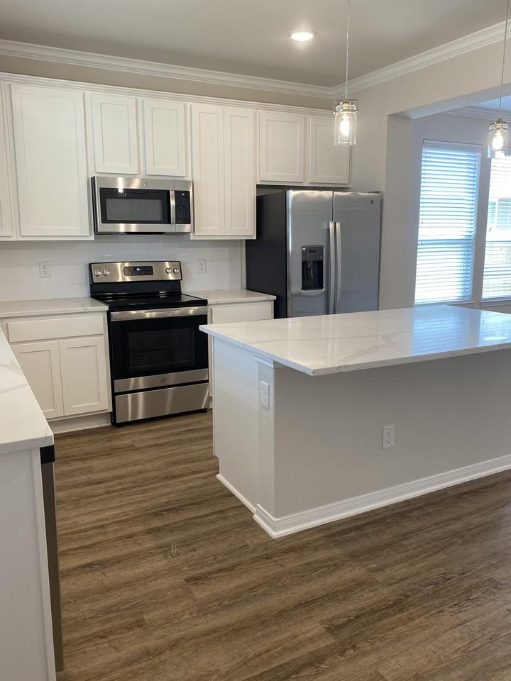 808 Killam Dr #1 - Photo 6 of 27