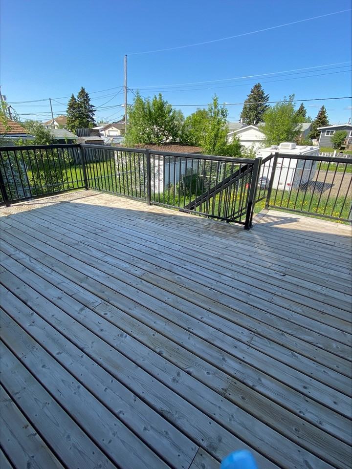 8612 77 St Uppr #UP - Photo 2 of 16
