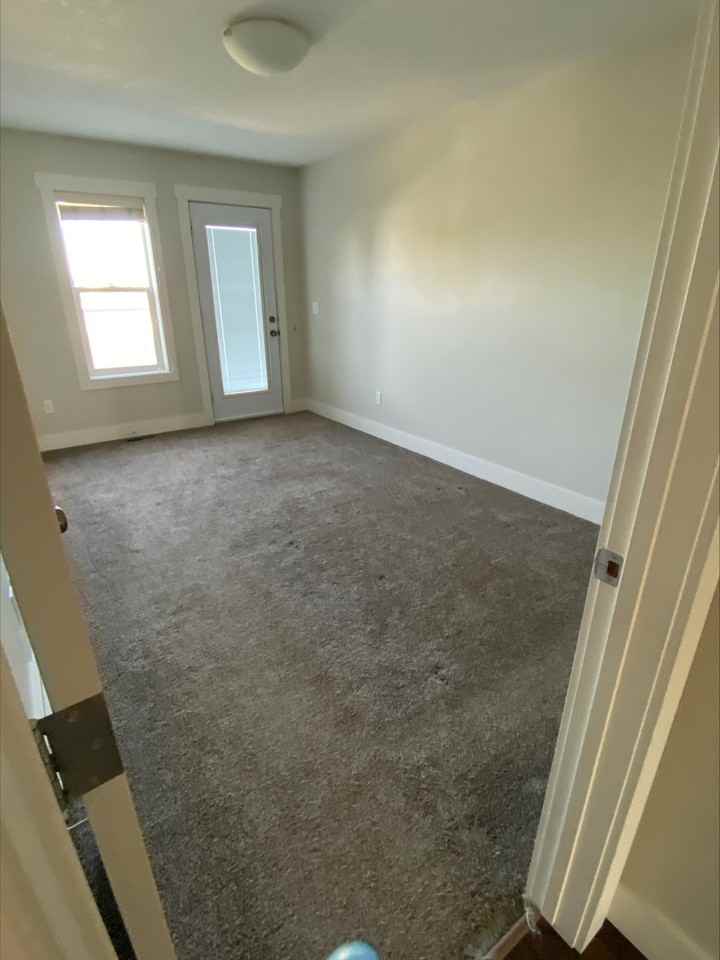 8612 77 St Uppr #UP - Photo 6 of 16