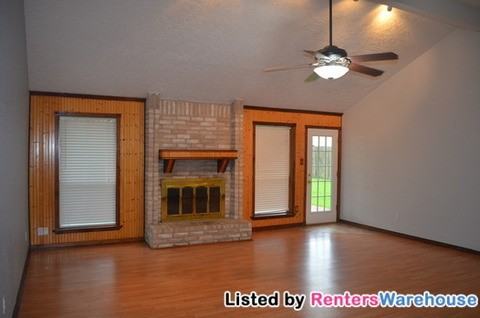 320 W Bend Dr - Photo 2 of 14