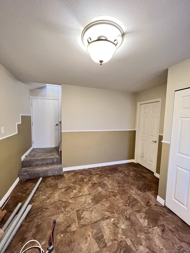 12306 Hillside Street - Photo 3 of 19