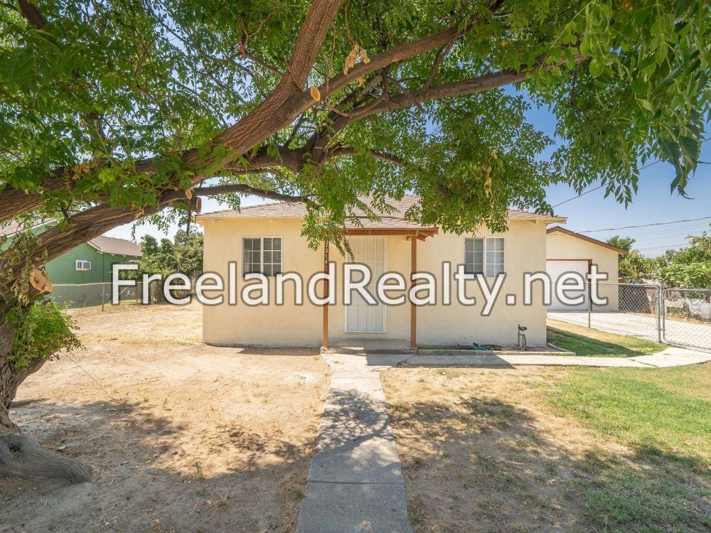 2314 S Gardena St - Photo 3 of 24