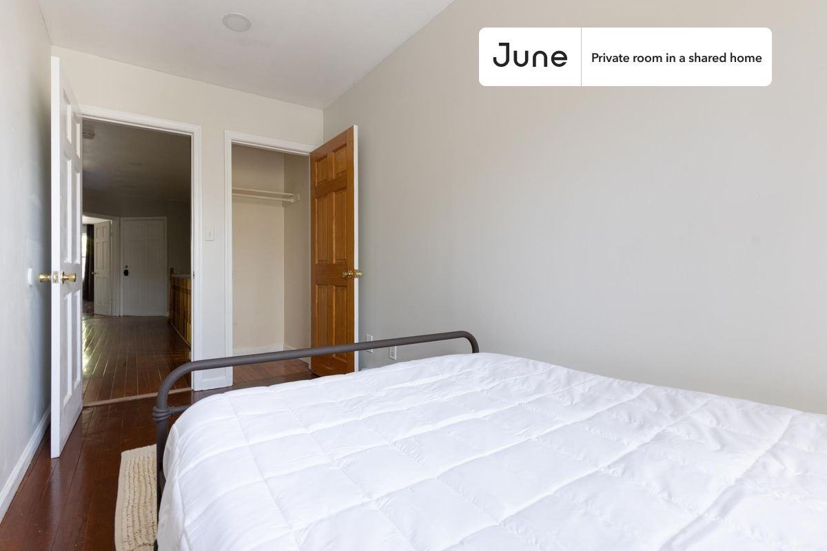 71 Clermont Ave #D - Photo 2 of 20