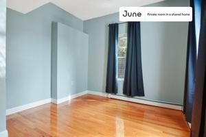 featured image of 21 Highgate Street #B