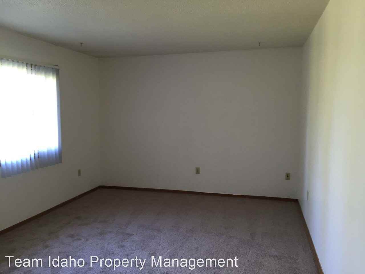 609/611 East E Street - Photo 2 of 12