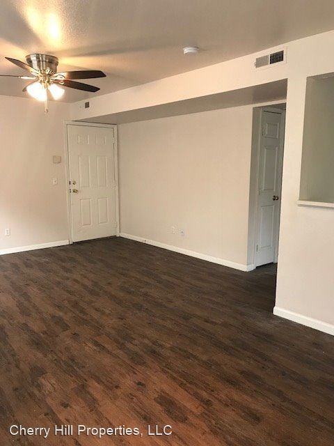 1014 Mississippi - Photo 2 of 10