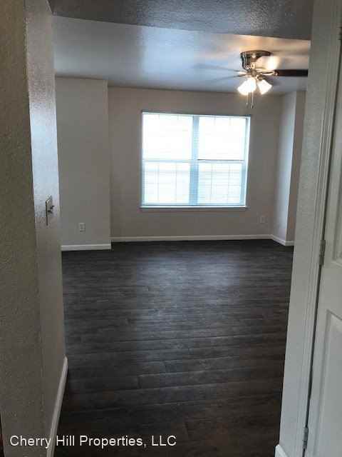 1014 Mississippi - Photo 3 of 10