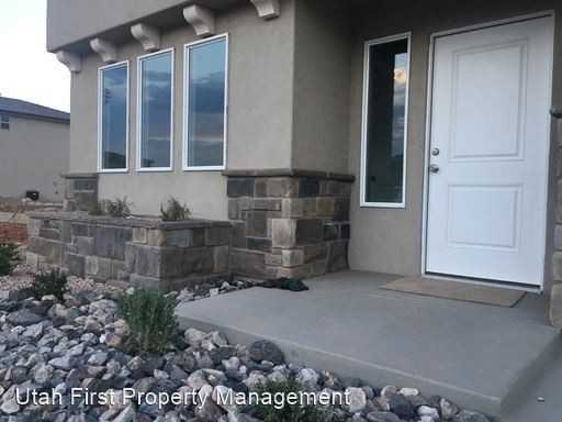 3195 E Livia Dr - Photo 2 of 28