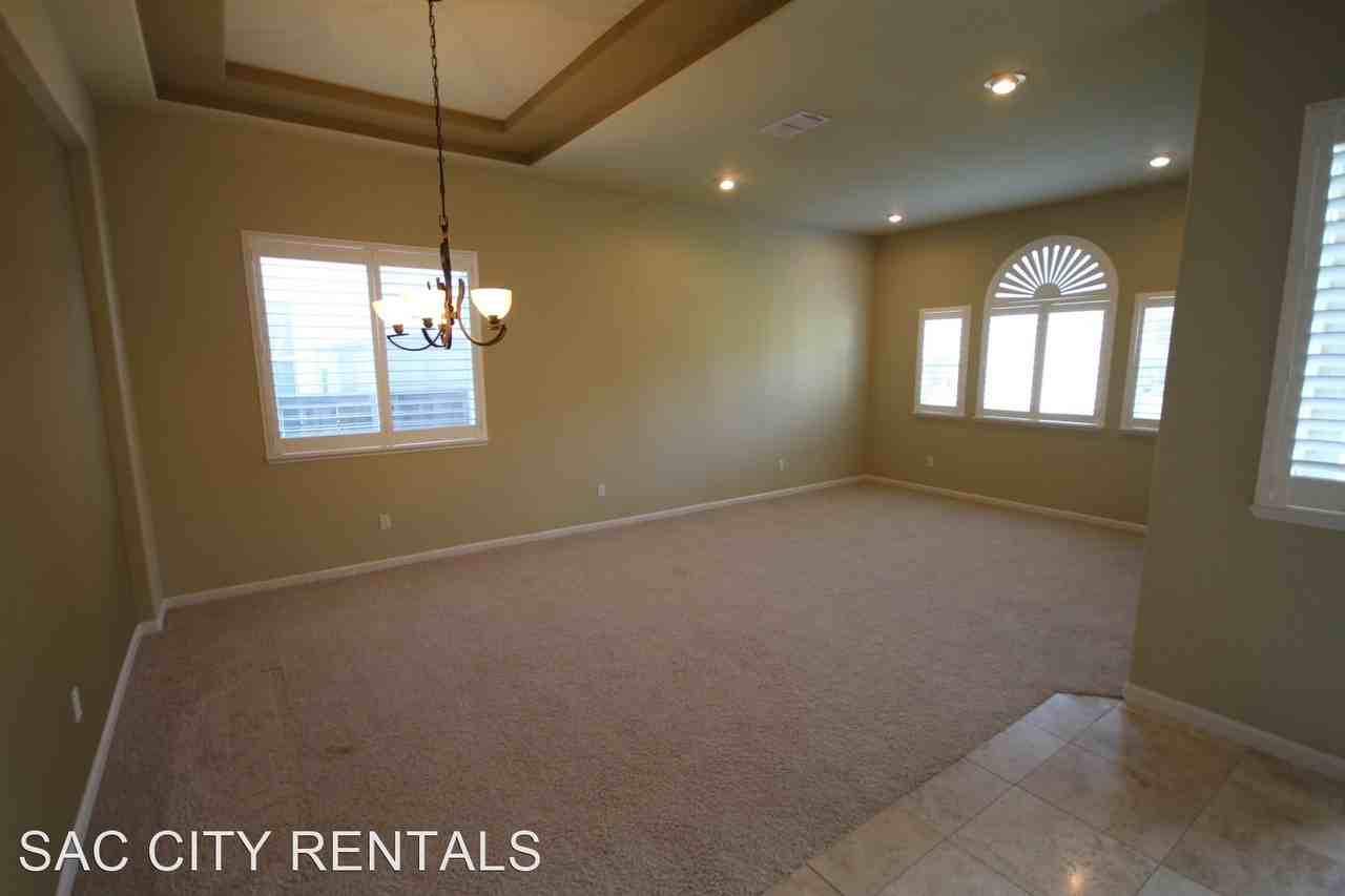 3405 Heron Lake Ln - Photo 2 of 19
