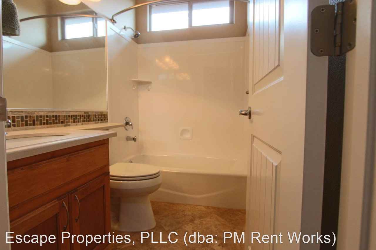 1172 N High Point Cir - Photo 2 of 20