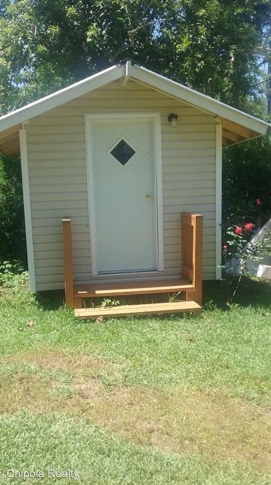 2527 Chestneys Ln - Photo 3 of 19