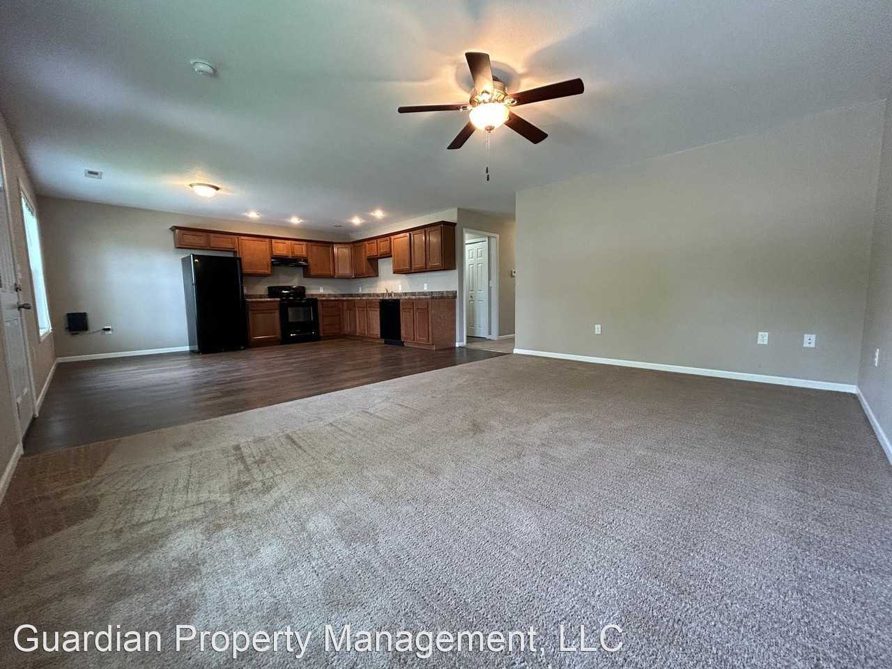 121-123 S Hester St - Photo 2 of 18