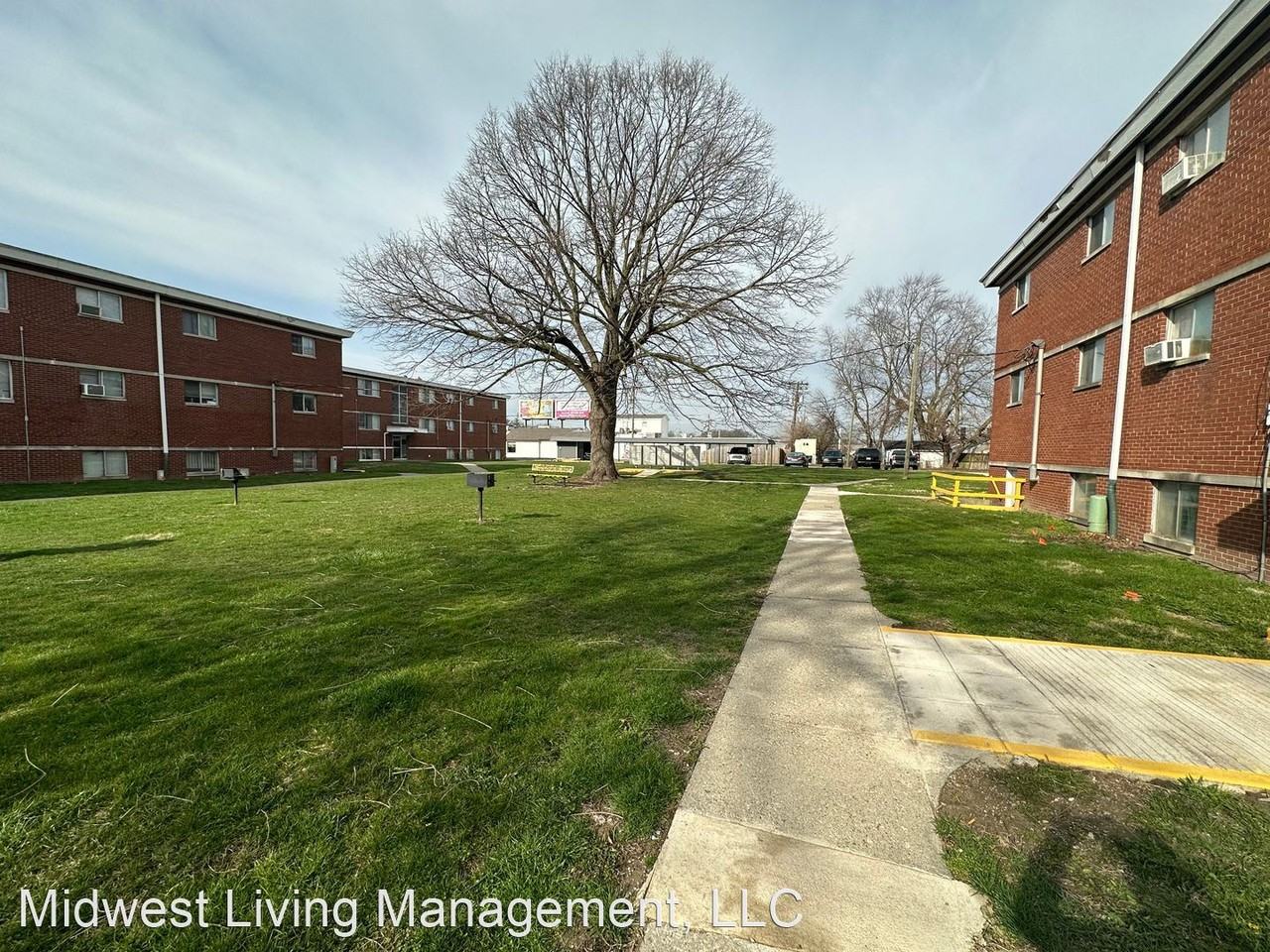 Live in Style at Bellagio East Living I Convenient and Vibrant