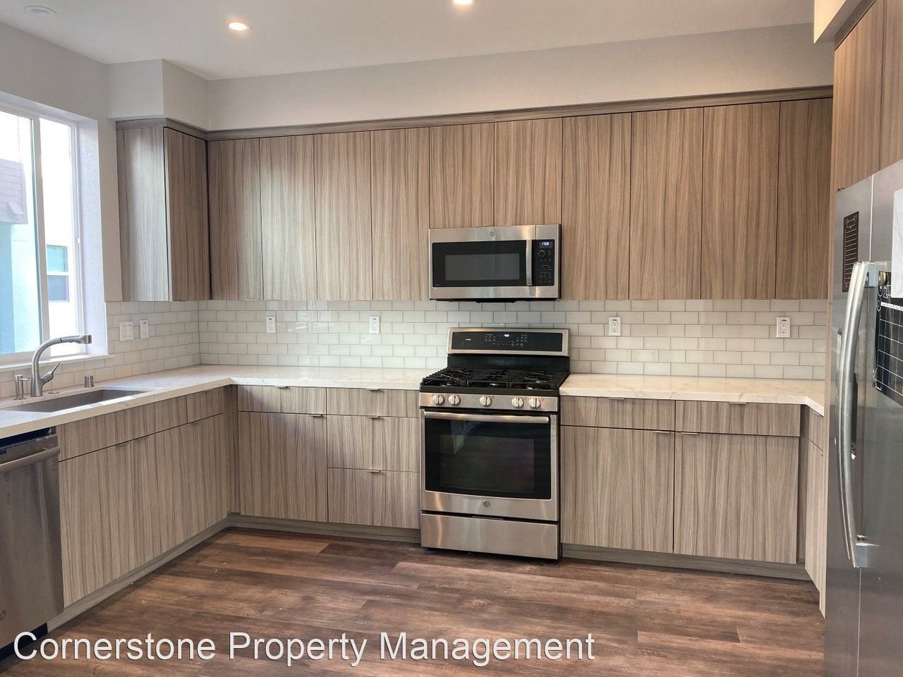 407 Santo Domingo Ter - Photo 2 of 11