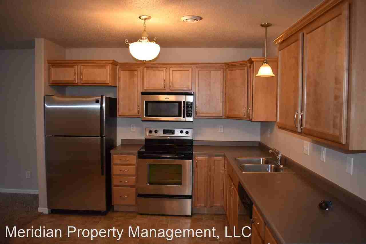 Westport Beach Townhomes 2 and 3 Bedrooms - Photo 3 of 8