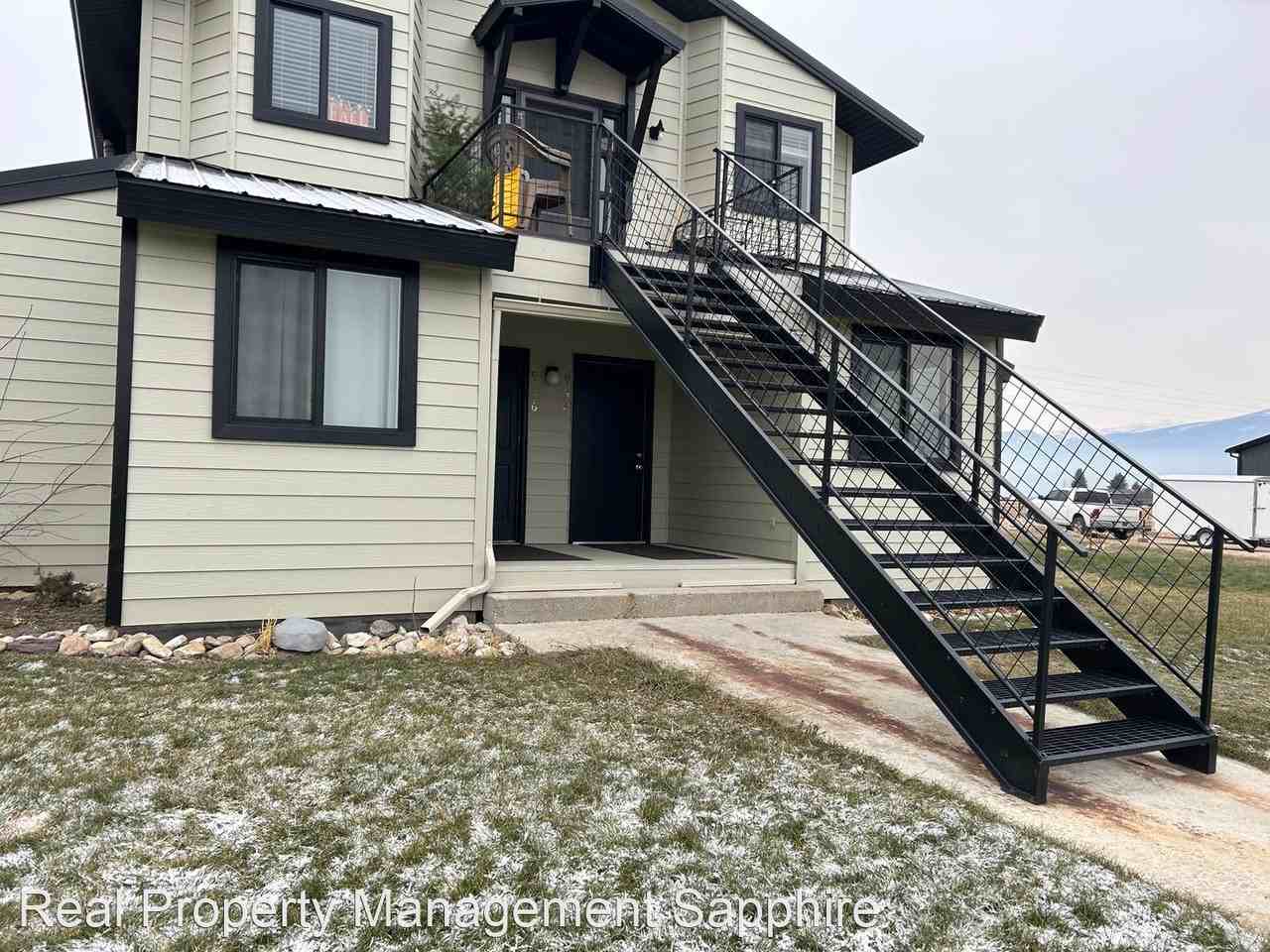 934 Little Joe Ln - Photo 2 of 21