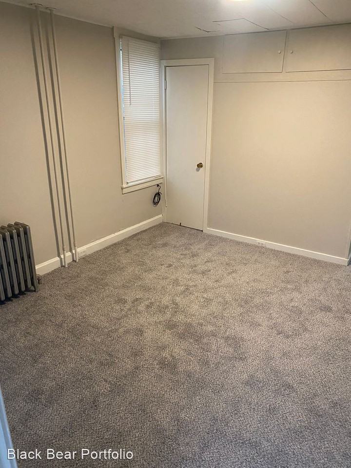 32 Union Street - Photo 3 of 4