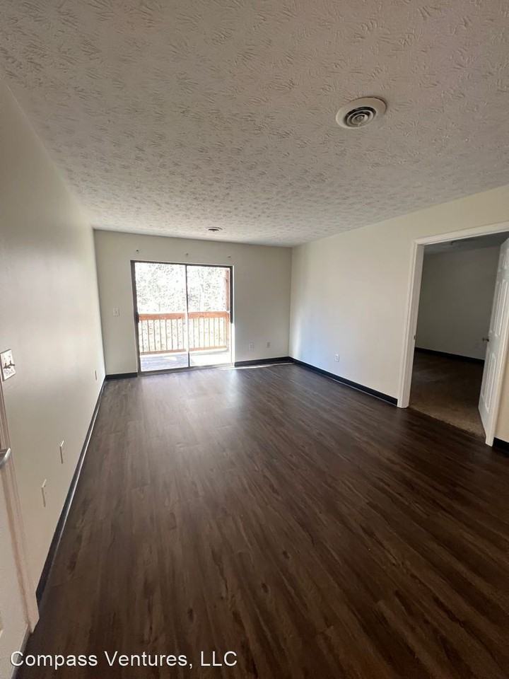 3180 Hickory Drive Apartments 3180 Hickory Dr, Pigeon TN 37863