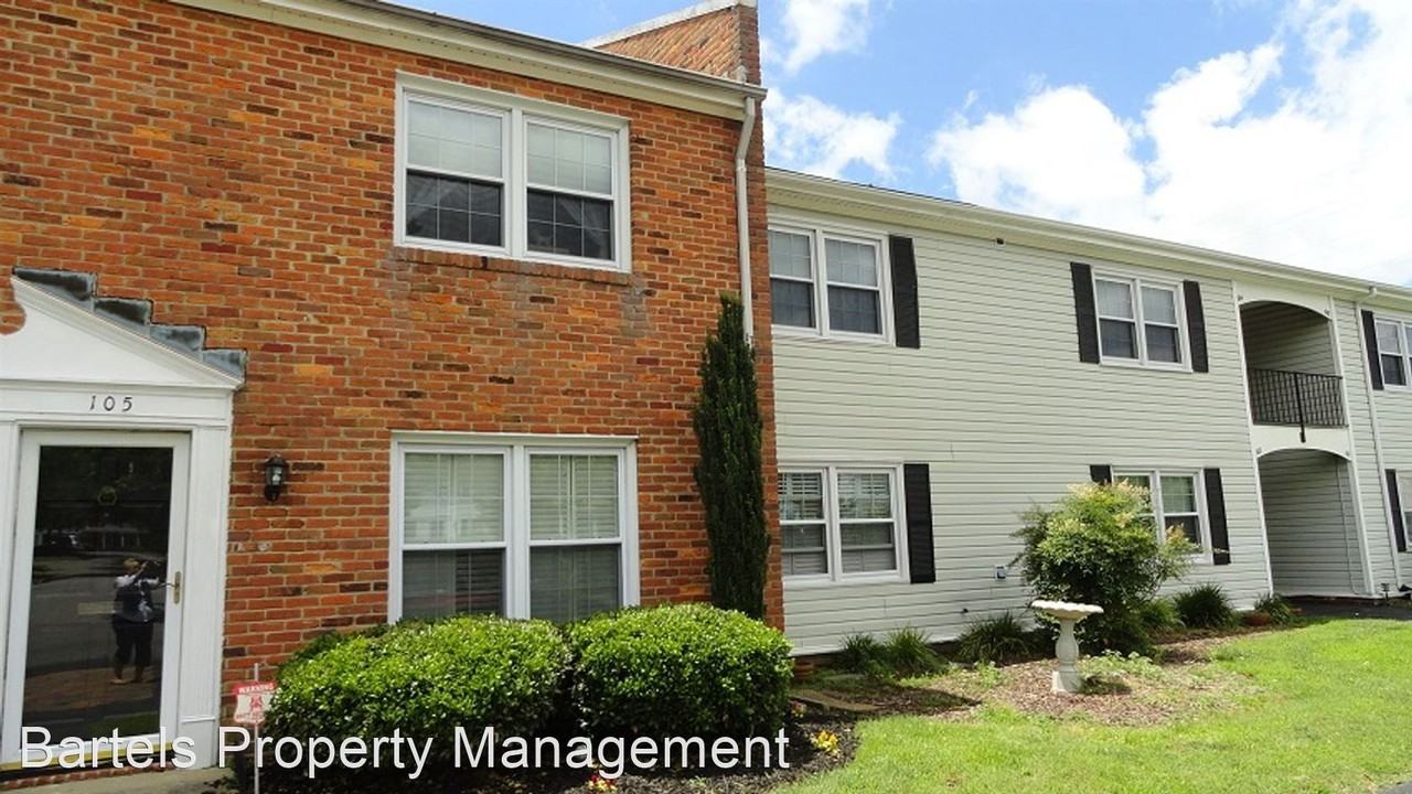 105 Towne Square Dr - Photo 2 of 20