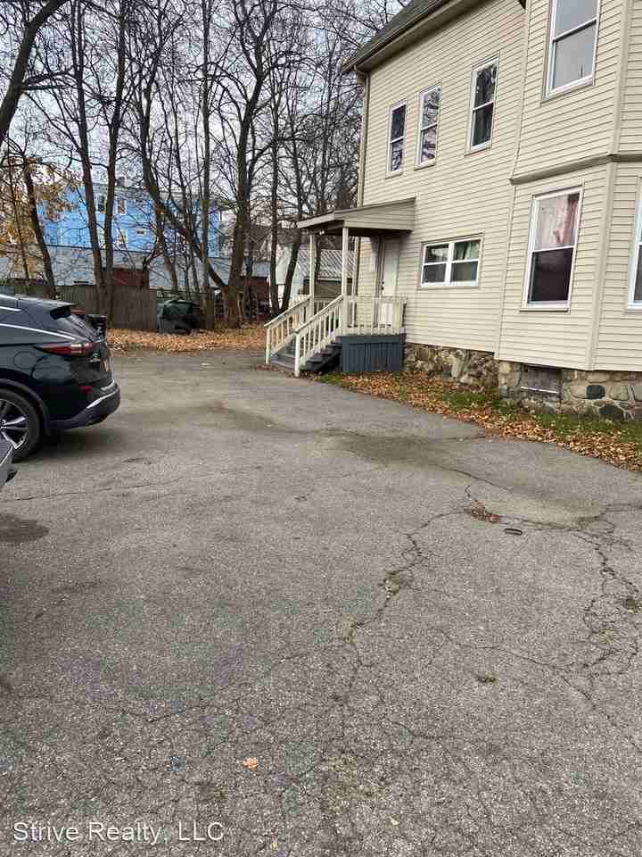 465 Montello St - Photo 3 of 15