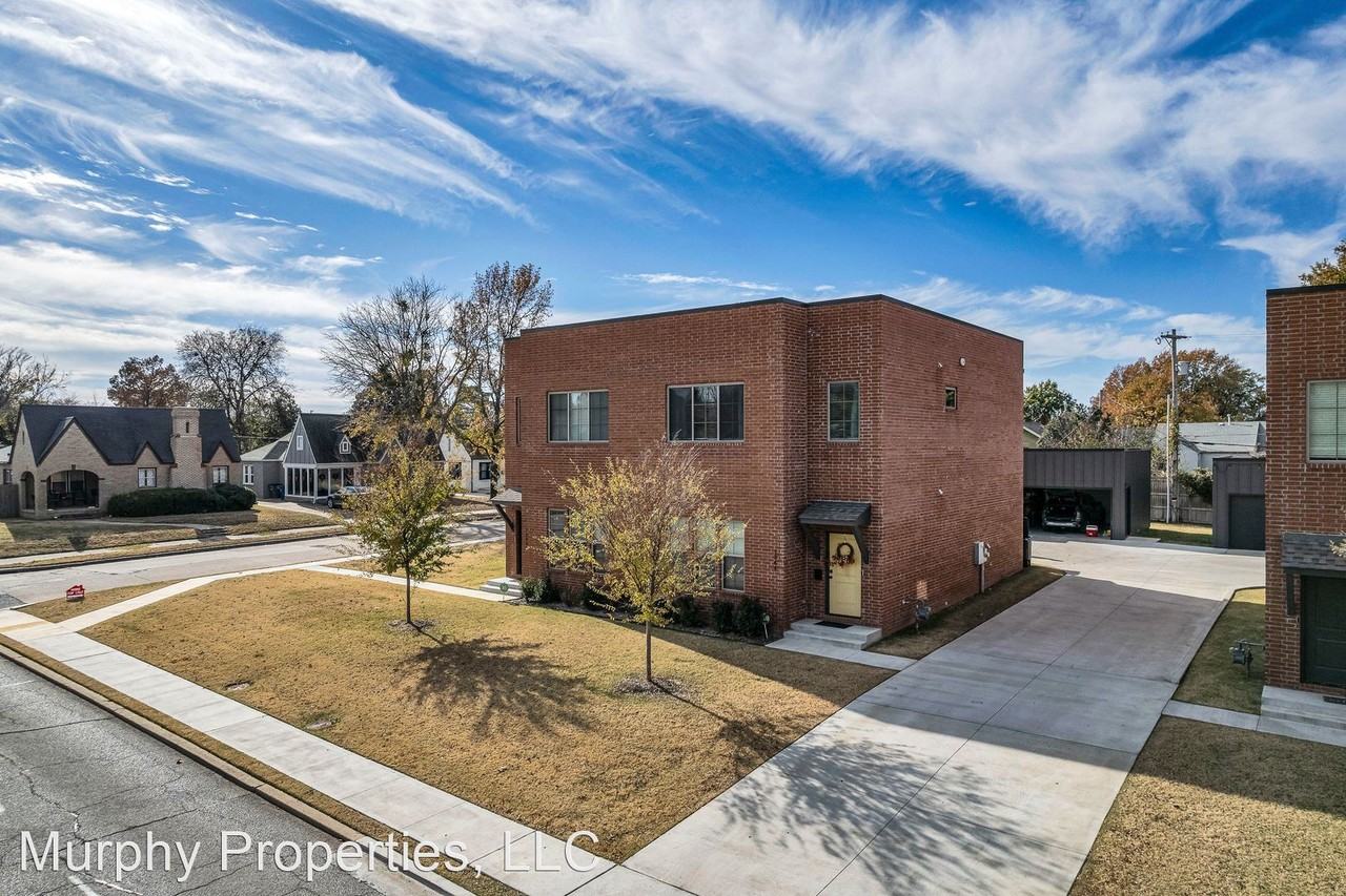 1244 S Delaware Pl. 1246 S Delaware Pl. Apartments in Tulsa, OK 74104