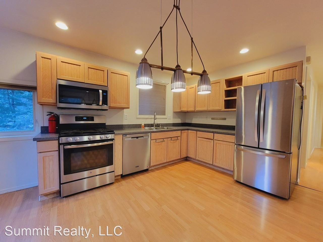 4544 Trafalgar Ave - Photo 2 of 18