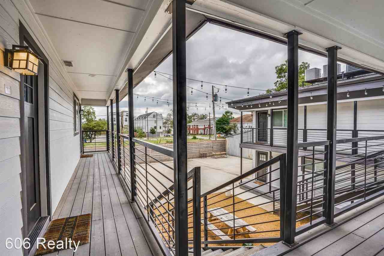 Beautiful Apartment on San Jacinto! - Photo 2 of 22