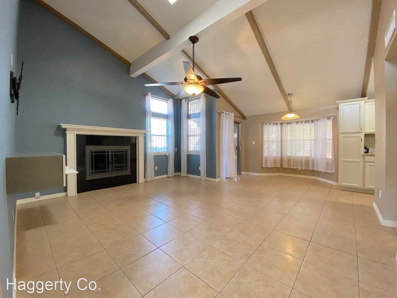 9233 Montmartre Dr - Photo 3 of 23