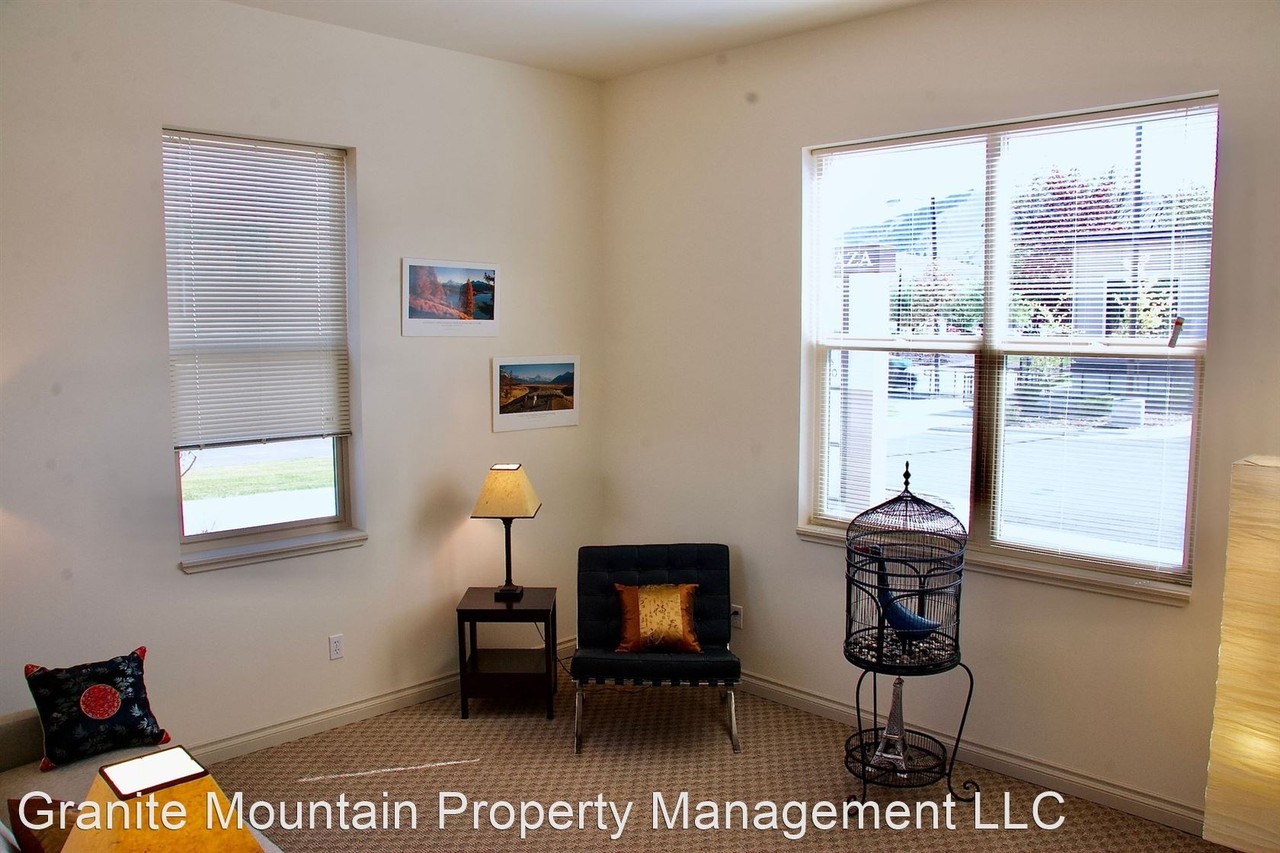 Get in the thick of it! - Photo 3 of 8