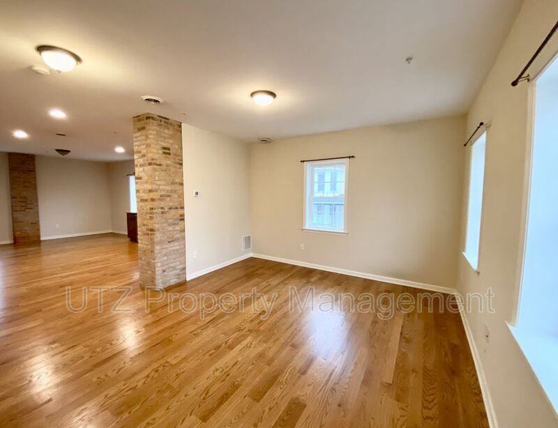 2 Webster St - Photo 3 of 19