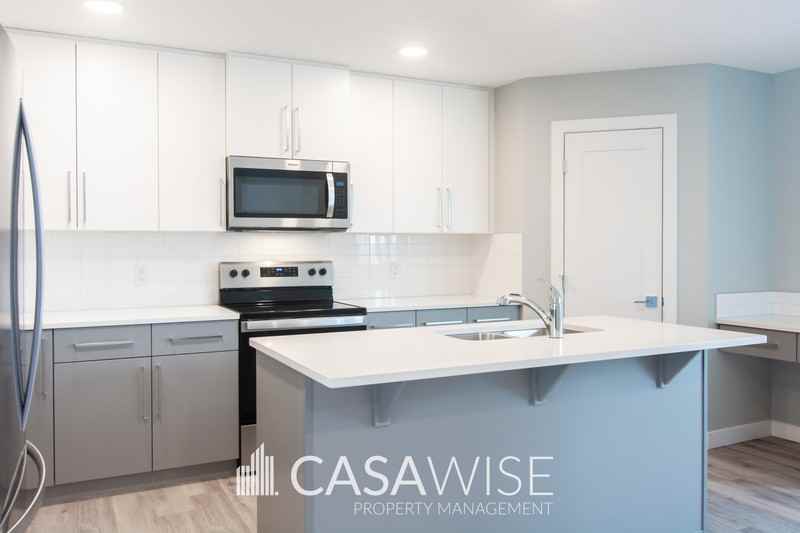 6507 176 Ave Nw - Photo 3 of 17