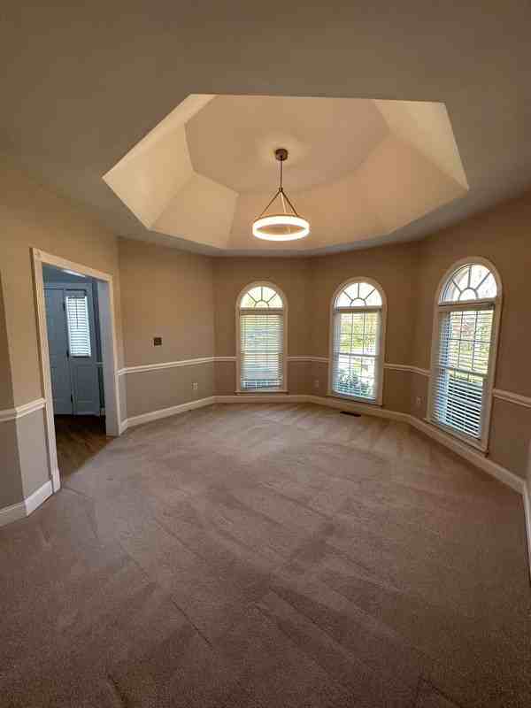 6917 Riesman Ln - Photo 3 of 36