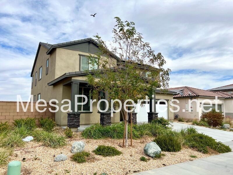 11634 Mccord Ln - Photo 2 of 31