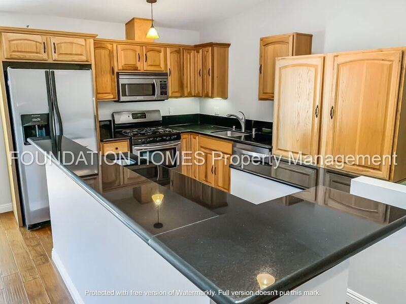 156 Oak Knoll Ave - Photo 2 of 14