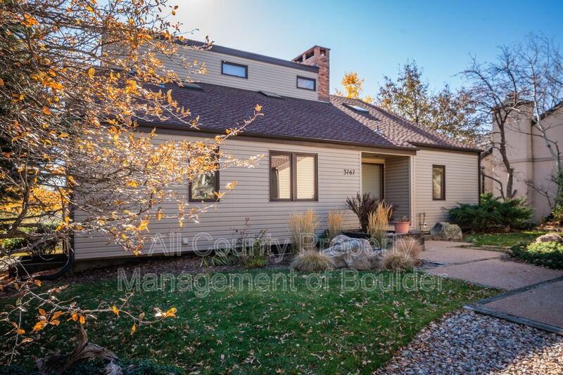 3767 Orange Ln - Photo 2 of 38