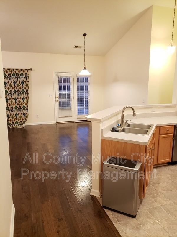 905 Weatherside Ct - Photo 7 of 26