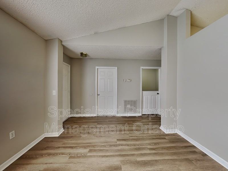 2826 Kimberly Dr - Photo 2 of 22