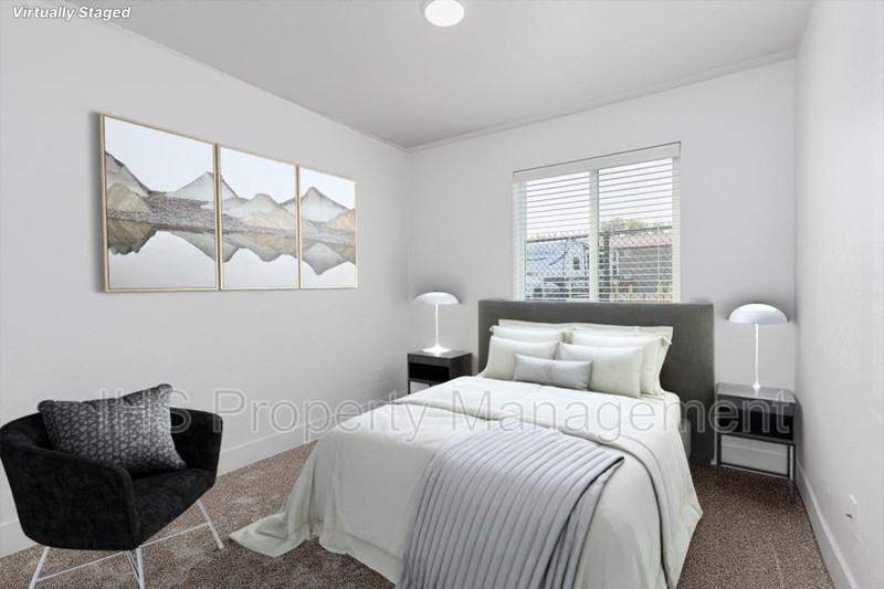 452 S 40th Ave #450 - Photo 4 of 6