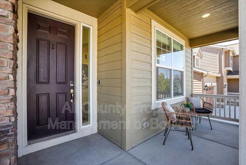 2334 Dinosaur Dr - Photo 5 of 37