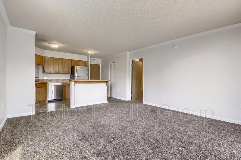 1301 Speer Blvd - Photo 7 of 23