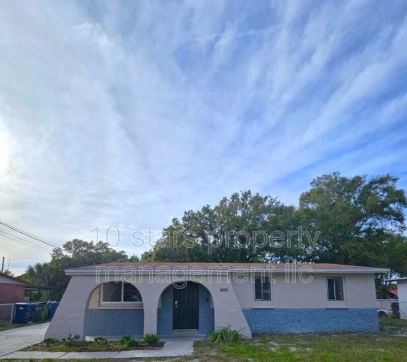 3204 Cord St - Photo 3 of 42