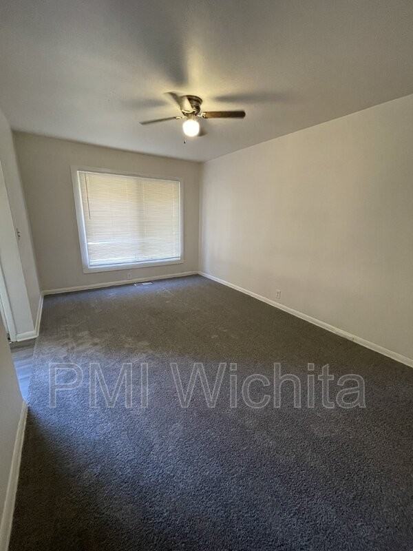 2323 S Belmont St - Photo 7 of 8