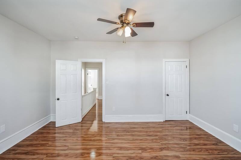 5740 Hunter St - Photo 3 of 31