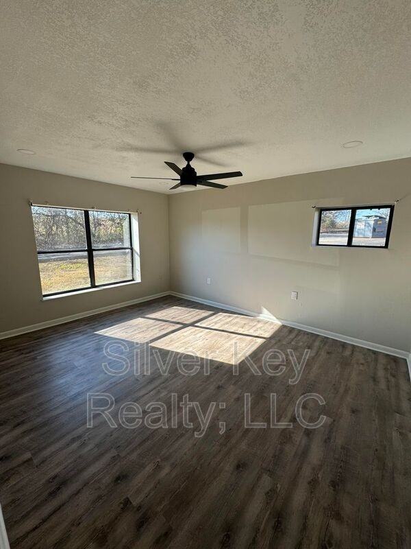 116 Old Athens Pike - Photo 5 of 10