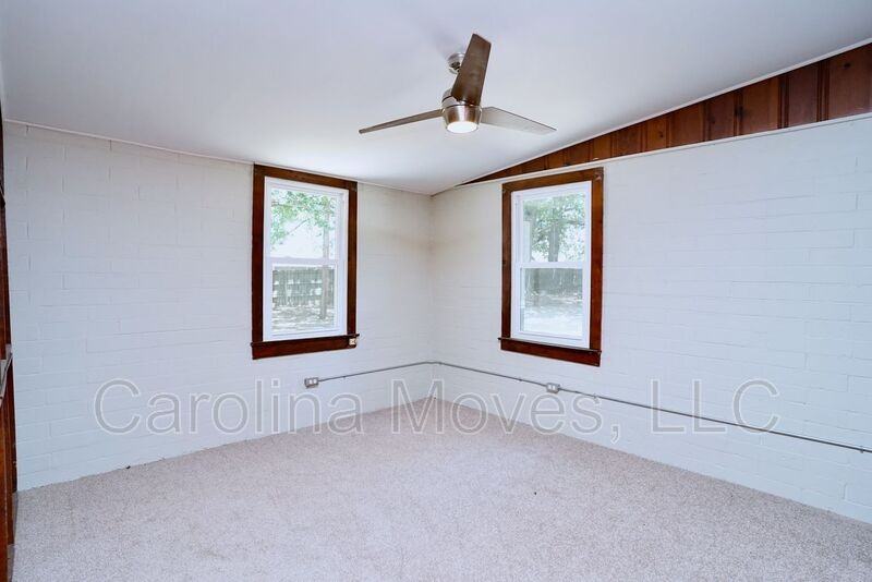 205 Brushy Creek Rd - Photo 5 of 9