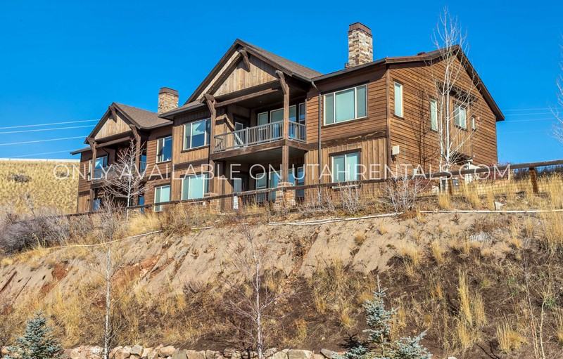 1615 E Viewside Cir #43 - Photo 2 of 23